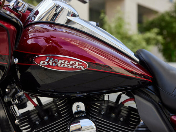 2011 Harley-Davidson CVO Road Glide, красный, 1400000 рублей - вид 17