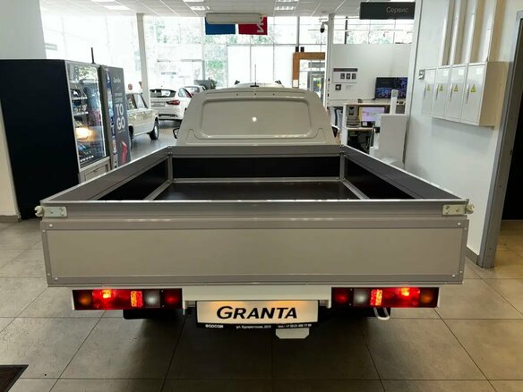 2026 LADA (ВАЗ) Granta, белый, 1457100 рублей - вид 4