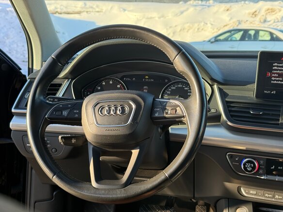 2017 Audi Q5 II (FY), чёрный, 3050000 рублей - вид 11