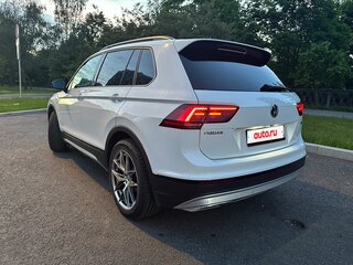 2020 Volkswagen Tiguan II, белый, 2650000 рублей, вид 4