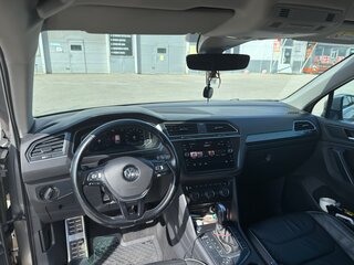 2020 Volkswagen Tiguan II, серебристый, 3000000 рублей, вид 5
