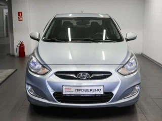 2013 Hyundai Solaris I, голубой, 750000 рублей, вид 2
