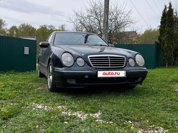 2001 Mercedes-Benz E-Класс 220 II (W210, S210) Рестайлинг, синий, 700000 рублей - вид 5