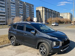 2022 Mitsubishi Xpander Cross I, серый, 2000000 рублей, вид 1