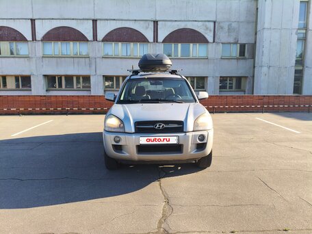 2005 Hyundai Tucson I, серебристый, 750000 рублей, вид 2