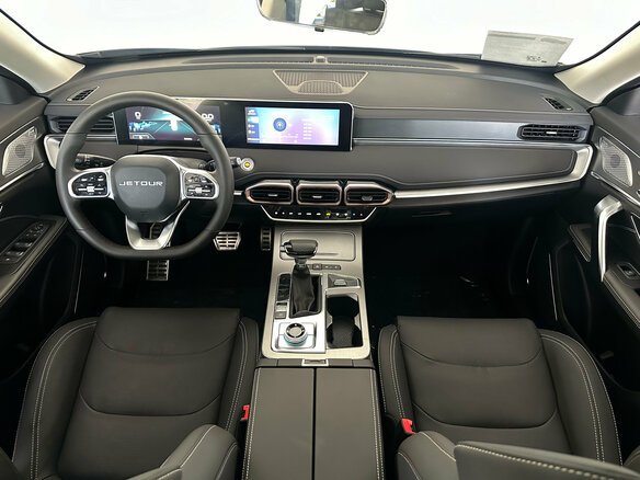 2026 Jetour X70+ I Рестайлинг, серый, 3099000 рублей - вид 9