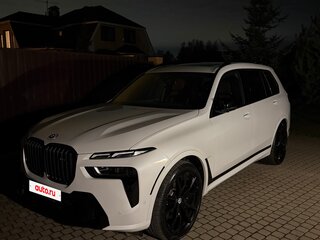 2022 BMW X7 M60i I (G07) Рестайлинг, белый, 14800000 рублей, вид 1