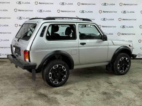 2026 Lada (ВАЗ) Niva Legend Sport I, серебристый, 1772000 рублей - вид 3