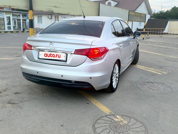 2013 Citroen C4 II, серебристый, 570000 рублей - вид 2