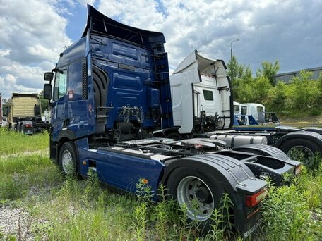 2023 Renault T-Series, белый, 16300000 рублей, вид 4
