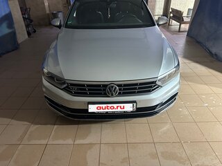 2017 Volkswagen Passat DSG7 B8, серебристый, 2250000 рублей, вид 3
