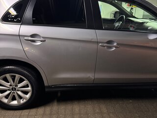 2011 Mitsubishi ASX I, серебристый, 800000 рублей, вид 2