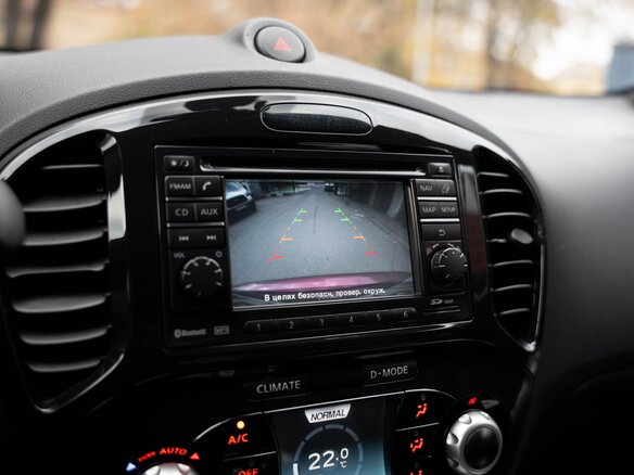 2012 Nissan Juke I, красный - вид 15