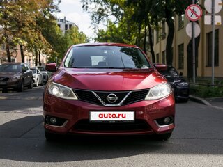 2015 Nissan Tiida II, красный, 1350000 рублей, вид 1