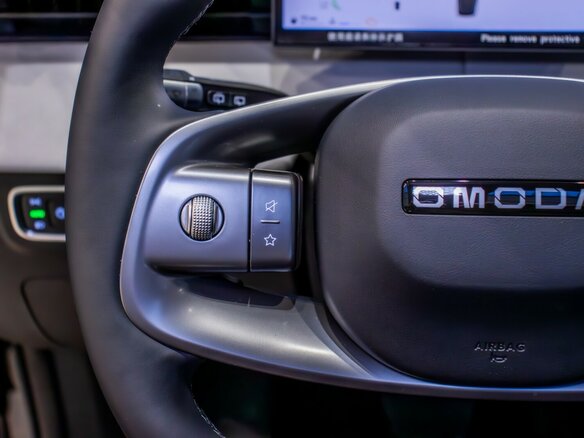 2026 Omoda C5 II, чёрный - вид 17