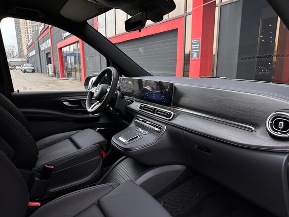 2025 Mercedes-Benz V-Класс Extra Long 300 d экстра длинный III (W447) Рестайлинг 2, чёрный, 13990000 рублей - вид 21