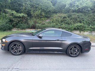 2019 Ford Mustang VI Рестайлинг, серый, 3600000 рублей, вид 4