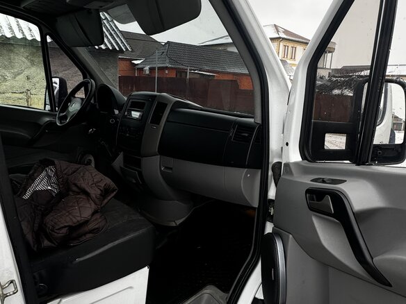 2014 Mercedes-Benz Sprinter, белый, 2500000 рублей - вид 7