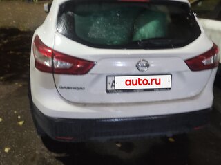 2017 Nissan Qashqai II, белый, 1390000 рублей, вид 2