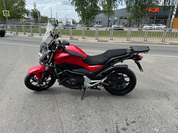 2013 Honda NC 700S, красный, 580000 рублей - вид 3