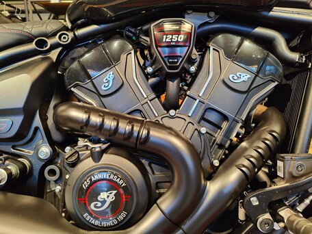 2026 Indian Scout, красный, 2990000 рублей, вид 5