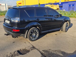 2010 Mitsubishi Outlander II Рестайлинг, чёрный, 1400000 рублей, вид 4