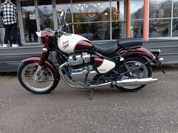 2026 Royal Enfield Classic 650, пурпурный, 703000 рублей - вид 18