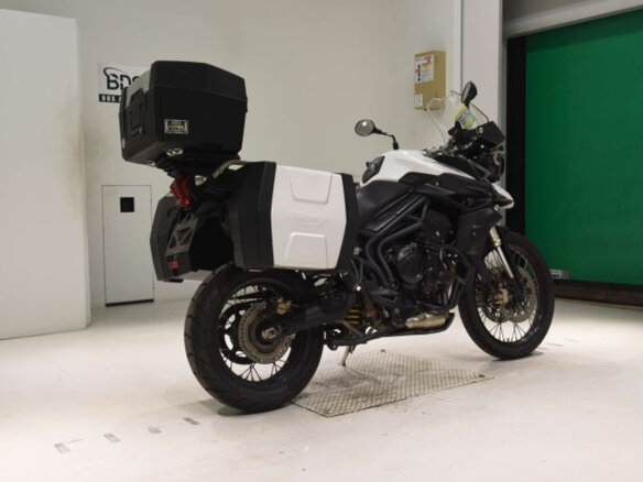 2012 Triumph Tiger 800, белый, 415000 рублей - вид 4
