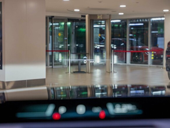 2026 BMW 7 серии 740 xDrive VII (G70) Рестайлинг, синий, 24190000 рублей - вид 22