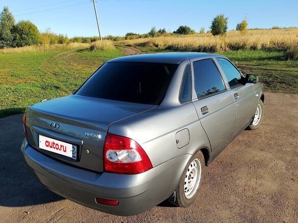 2011 Lada (ВАЗ) Priora I, зелёный, 320000 рублей - вид 3