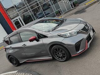 2017 Nissan Note Nismo e-Power II Рестайлинг, серый, 1420000 рублей, вид 2