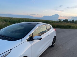 2013 Kia Ceed II, белый, 970000 рублей, вид 3