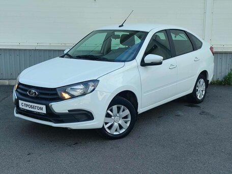 2023 Lada (ВАЗ) Granta I Рестайлинг, белый, 695000 рублей, вид 2