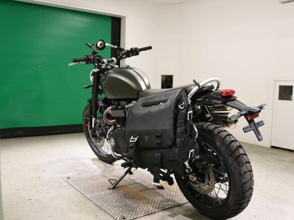 2026 Triumph Scrambler, зелёный - вид 5