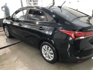 2021 Hyundai Solaris II Рестайлинг, чёрный, 1850000 рублей, вид 5