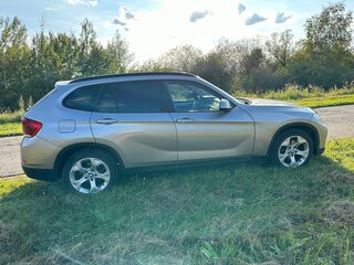 2013 BMW X1 18i I (E84) Рестайлинг, бежевый, 1150000 рублей, вид 3