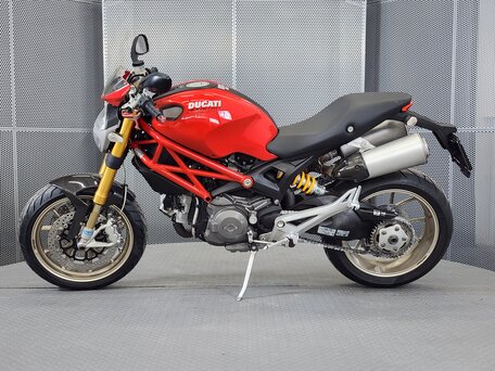2008 Ducati Monster 1100, красный, 429000 рублей, вид 5