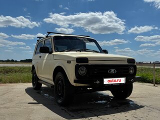 2002 Lada (ВАЗ) 2121 (4x4) I Рестайлинг, белый, 255000 рублей, вид 3