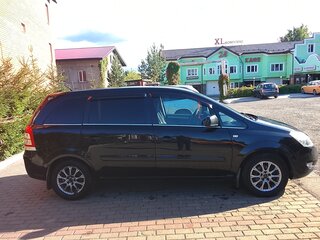 2011 Opel Zafira B Рестайлинг, чёрный, 630000 рублей, вид 2