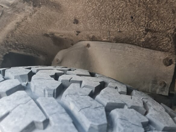 1998 Nissan Patrol V (Y61), зелёный, 900000 рублей - вид 22