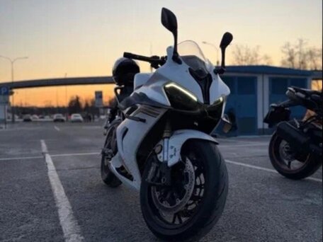 2024 QJMotor SRK 800 RR, белый, 555555 рублей, вид 2