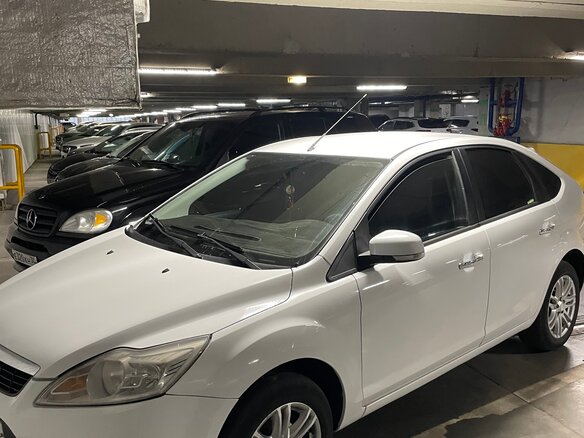 2010 Ford Focus II Рестайлинг, белый, 610000 рублей