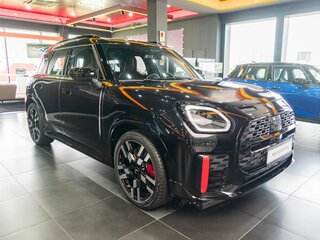 2024 Mini Countryman JCW John Cooper Works III, чёрный, 8490000 рублей, вид 3