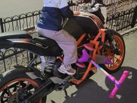 2014 KTM 390 Duke, белый, 300000 рублей, вид 3