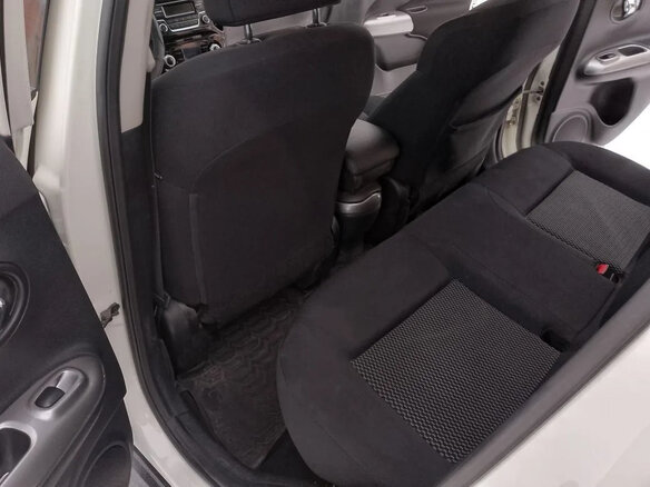 2015 Nissan Juke I Рестайлинг, белый - вид 9