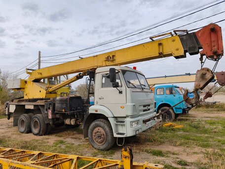 2001 КамАЗ 53215, серый, 2200000 рублей, вид 2