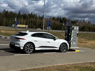 2019 Jaguar I-Pace I, белый, 3650000 рублей, вид 1