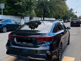 2022 Kia Cerato IV Рестайлинг, синий, 2250000 рублей, вид 3