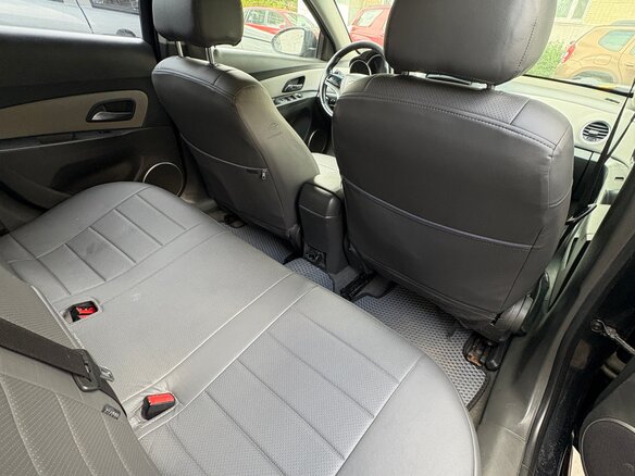 2010 Chevrolet Cruze I, чёрный, 720000 рублей - вид 28