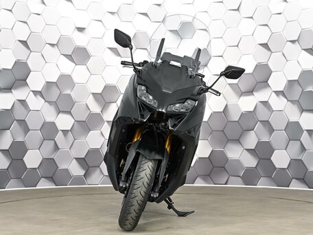 2024 Yamaha TMAX, чёрный, 1389000 рублей, вид 5